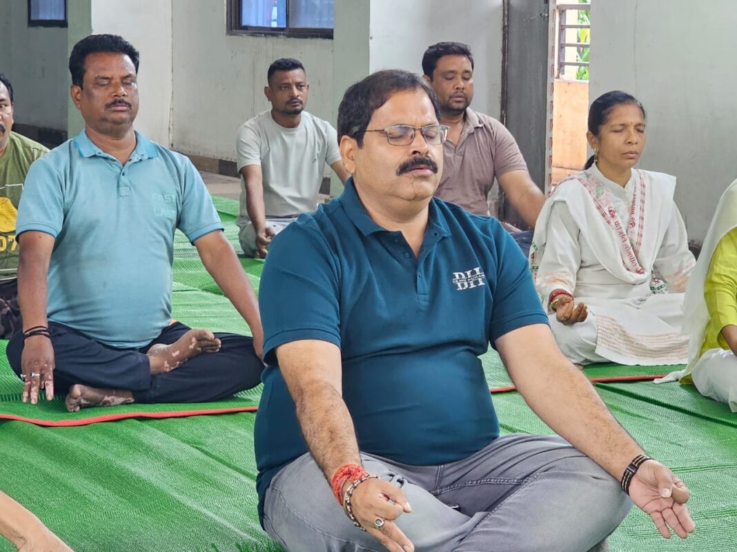 भाजपा कार्यालय में तीन दिवसीय योग प्रशिक्षण शिविर का आयोजन