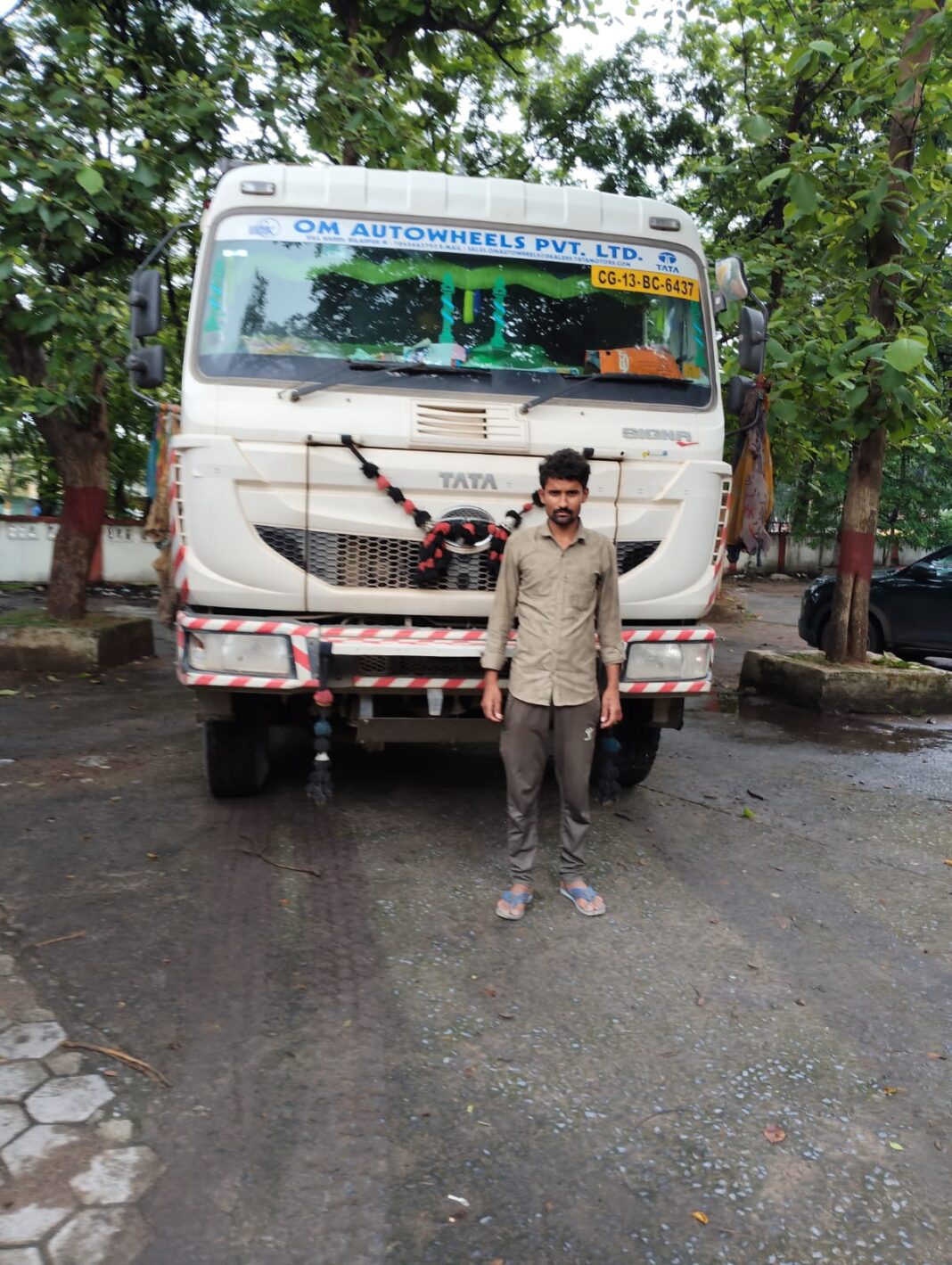 रायगढ़ में रेत की तस्करी और भंडारण: 5 वाहन जब्त, दो पर प्रकरण दर्ज