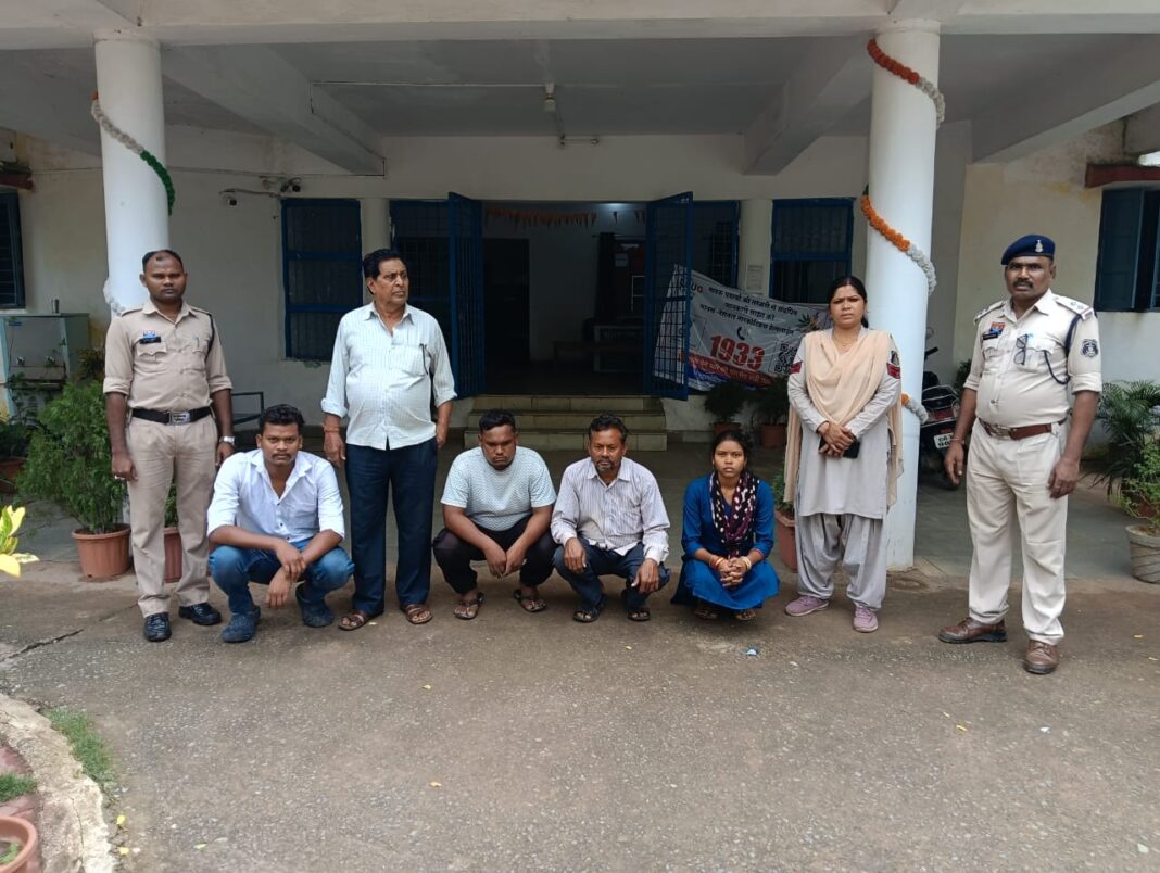 मानसिक प्रताड़ना से तंग आकर युवक ने की थी आत्महत्या, 5 आरोपी गिरफ्तार