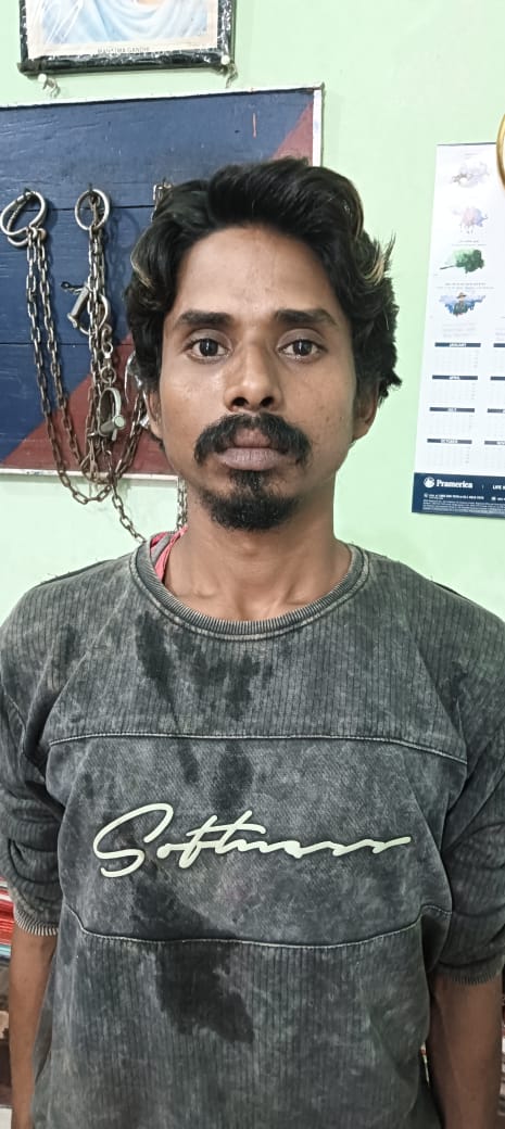 पिता की हत्या करने वाला बेटा गिरफ़्तार, खरसिया पुलिस ने भेजा रिमांड पर, खरसिया के ग्राम बकेली की घटना