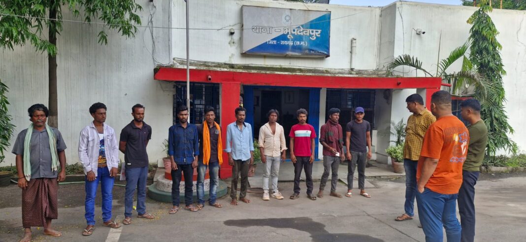 श्याम मंदिर में लाखों की चोरी के बाद रायगढ़ पुलिस अलर्ट मोड में… 212 बदमाशों को थानों में लाकर की गई पूछताछ, प्रतिबंधात्मक कार्रवाई भी