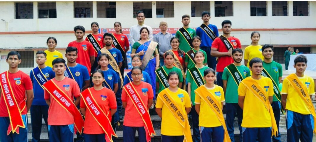 संस्कार में हुआ शपथ ग्रहण समारोह, अनुशासन और समर्पण की मिली सीख