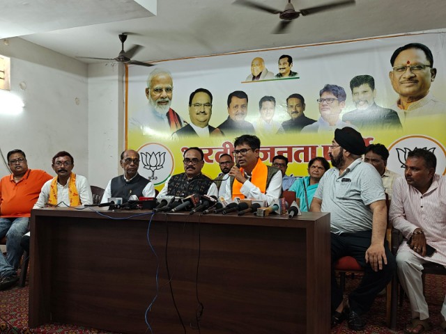 ((पत्रकार वार्ता)) कांग्रेस परिवारवाद के लिए काम करती है, सबको पता है: ओपी चौधरी…बेटे को बचाने कांग्रेस का उपयोग कर रहे भूपेश बघेल