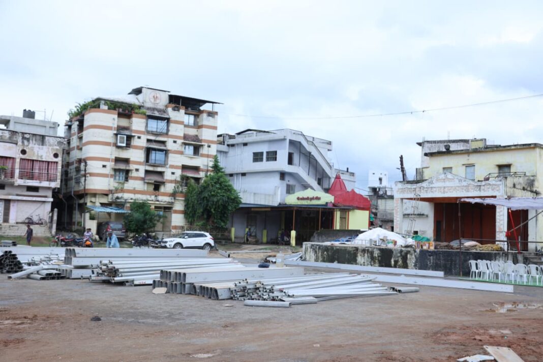 40 वें चक्रधर समारोह की तैयारियां शुरू, रामलीला मैदान में तैयार हो रहा विशाल डोम…कलेक्टर श्री मयंक चतुर्वेदी ने निरीक्षण कर अधिकारियों को दिए दिशा-निर्देश