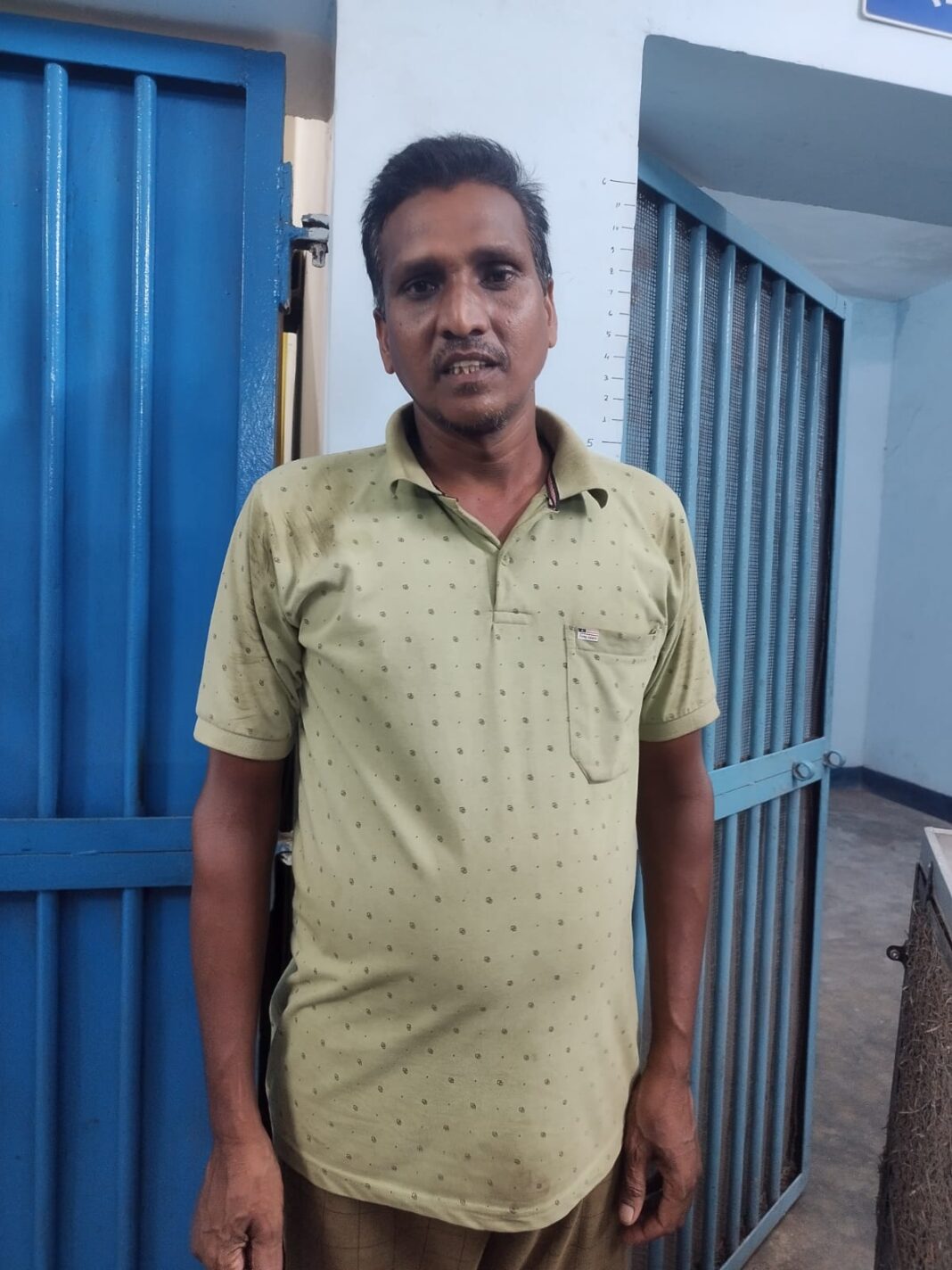 शराब तस्करी करते कोतरारोड़ पुलिस के हत्थे चढ़ा, पिछले छह साल में 16वीं बार अवैध शराब मामले में दबोचा गया है आरोपी