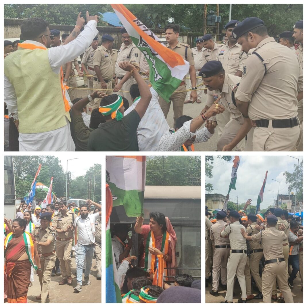 मुख्यमंत्री के खरसिया आगमन पर कांग्रेसियों का विरोध प्रदर्शन, पुलिस ने लिया हिरासत में… खाद समस्या सहित अन्य मुद्दों को लेकर मिलना चाहते थे सीएम से