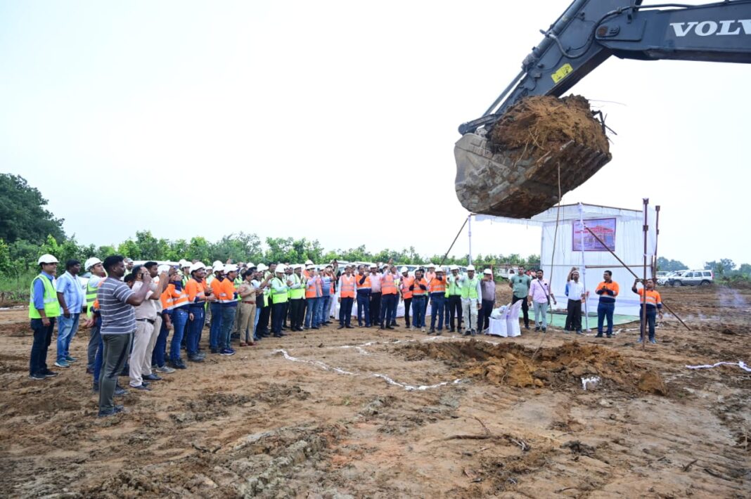 महाजेनको ने छत्तीसगढ़ की बड़ी खदानों में से एक, गारे-पल्मा सेक्टर II कोयला खदान का उद्घाटन किया; संचालन शुरू