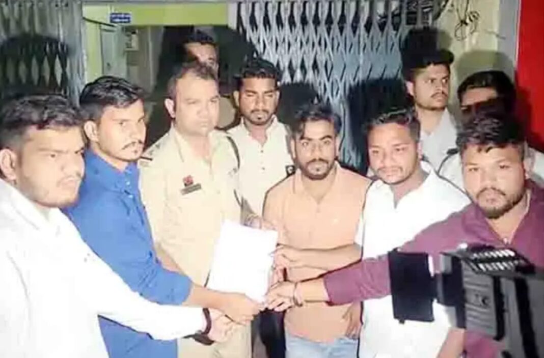 गुरु घासीदास पर अभद्र टिप्पणी, विजय राजपूत पर एफआईआर