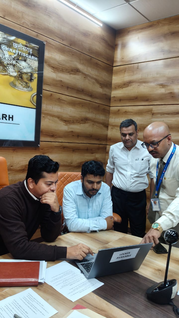 जिला प्रशासन की अभिनव पहल, भूअर्जन की राशि अब सीधे किसानों के बैंक खातों में ऑनलाइन हस्तांतरित