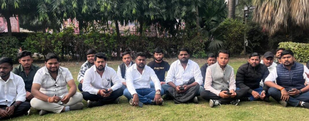 एनएसयूआई रायगढ़ के कार्यकर्ताओं ने दिल्ली में ‘वोट चोर गद्दी छोड़ो’ महारैली में सहभागिता की