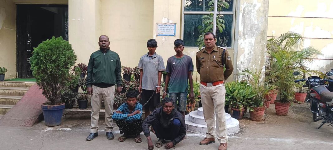 जानलेवा करंट बिछाकर शिकार करने से हुई दो मौत, चक्रधरनगर पुलिस ने एक नाबालिग सहित पांच आरोपियों को ‘गैर-इरादतन हत्या’ में किया गिरफ्तार