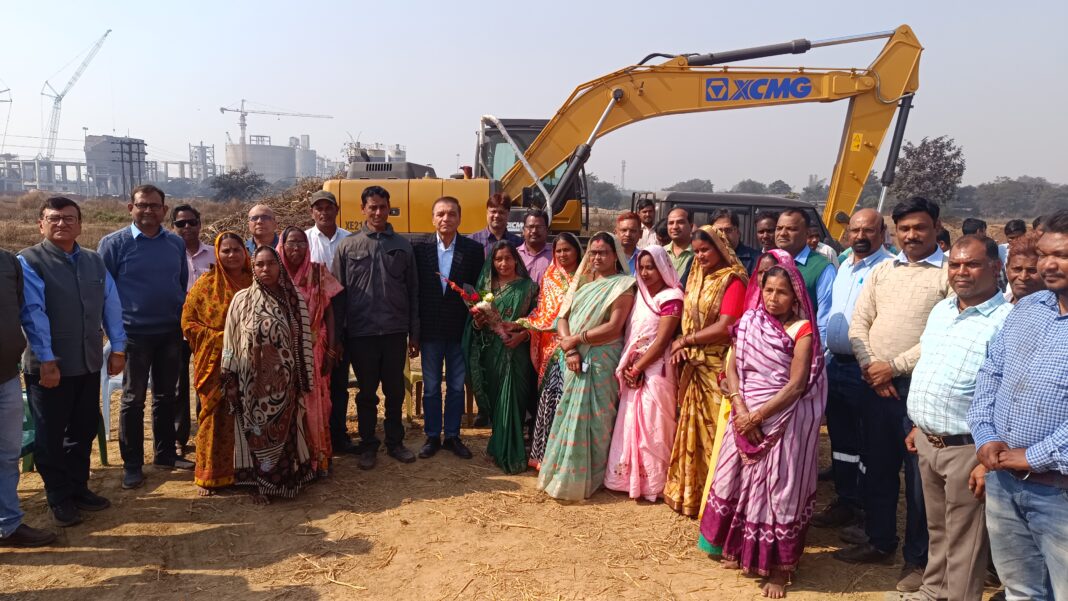 सरायपाली में जिंदल फाउंडेशन ने तालाब गहरीकरण कार्य का किया शुभारंभ