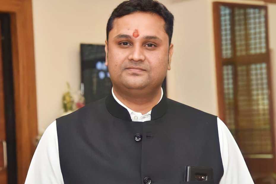 बजट सत्र में विधायक उमेश पटेल ने सरकार को आड़े हाथों लिया