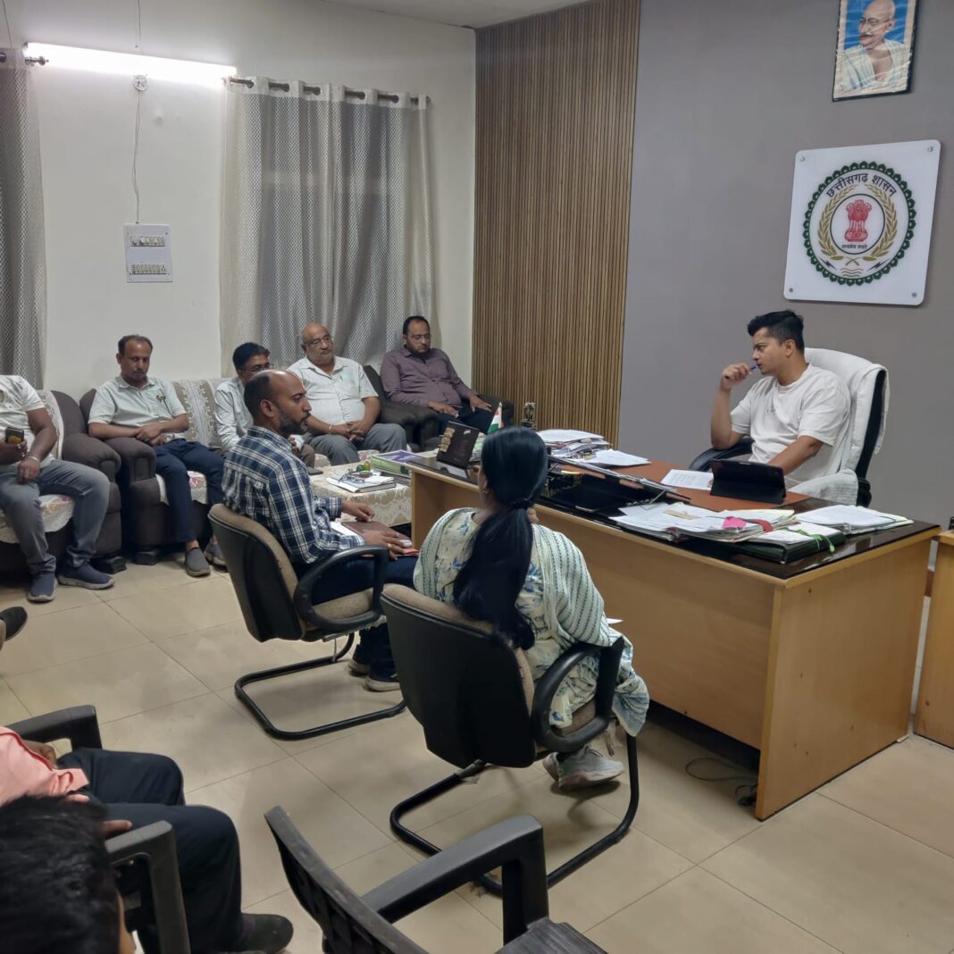 जिले में गैस सिलेण्डर की पर्याप्त उपलब्धता, ऑनलाइन बुकिंग के दिन ही सिलेण्डर वितरण सुनिश्चित करने के निर्देश