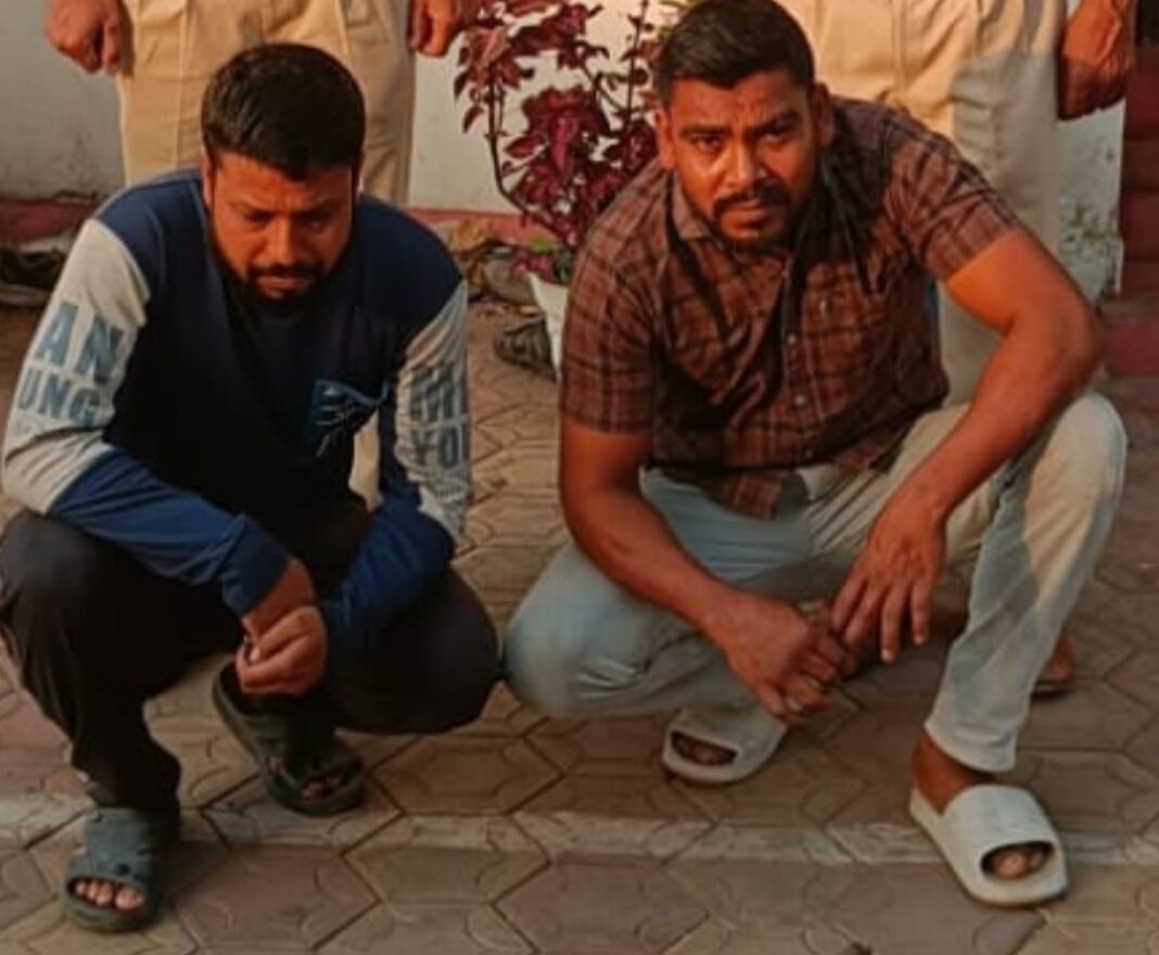 इंदिरानगर के दो युवकों ने बोतल से हमला कर युवक से छीनी थी नकदी, कुछ ही घंटों में कोतवाली पुलिस ने किया गिरफ्तार