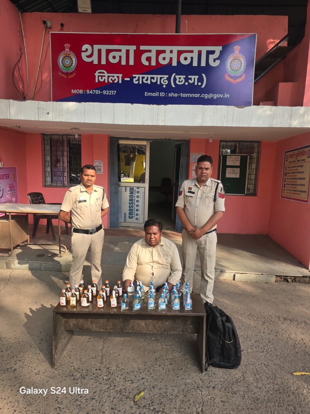 ऑपरेशन “आघात” के तहत अवैध शराब पर आज भी बड़ी कार्रवाई…. गारे प्रिंसी ढाबा में रेड में पकड़ा 36 पाव देशी अंग्रेजी शराब जब्त