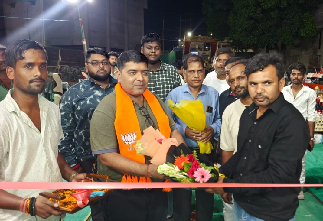 ढिमरापुर में ‘हैंडलूम हैंडीक्राफ्ट ट्रेड फेयर’ का भव्य आगाज़, भाजपा महामंत्री विकास केडिया ने फीता काटकर किया शुभारंभ